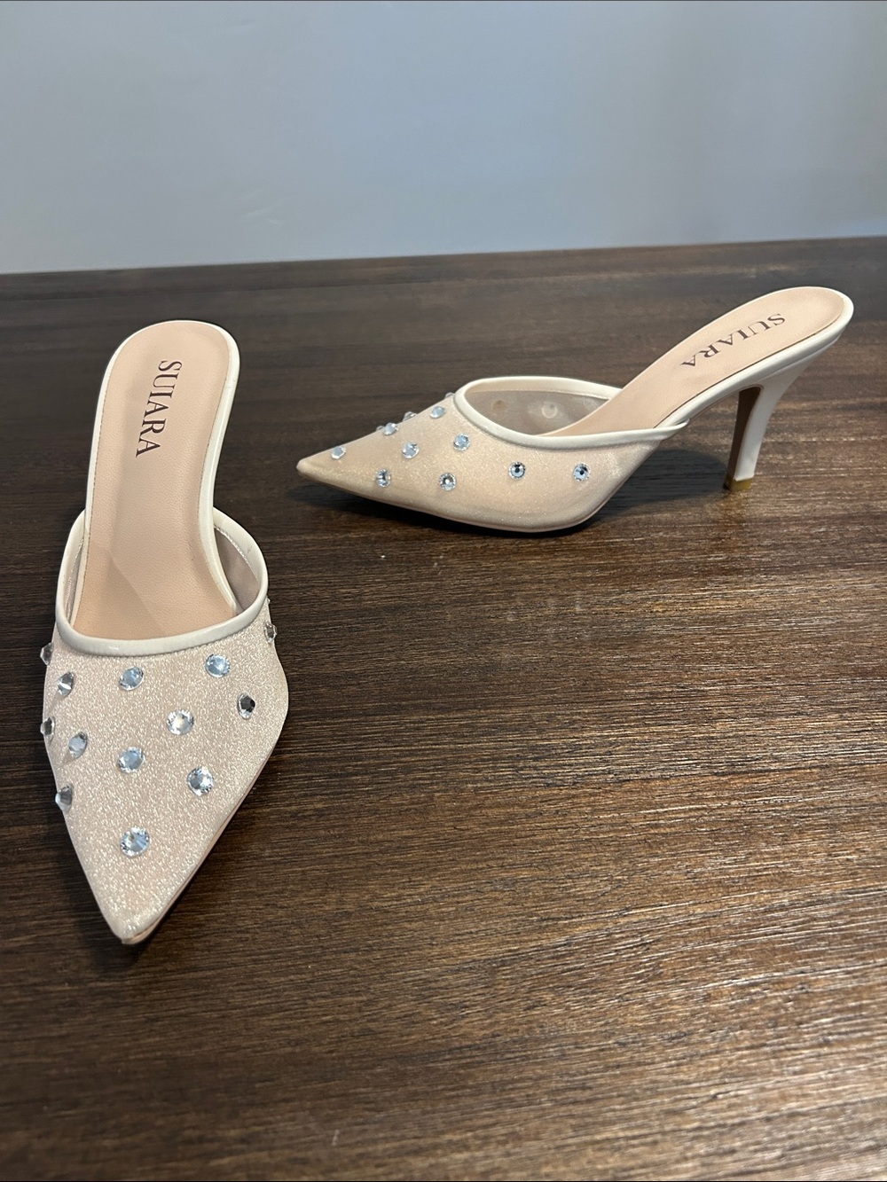 Suiara Kitten Heel Women’s Nude Rhinestones Pointed Toe Stilettos Pumps. SZ 8.5 - Picture 8 of 10